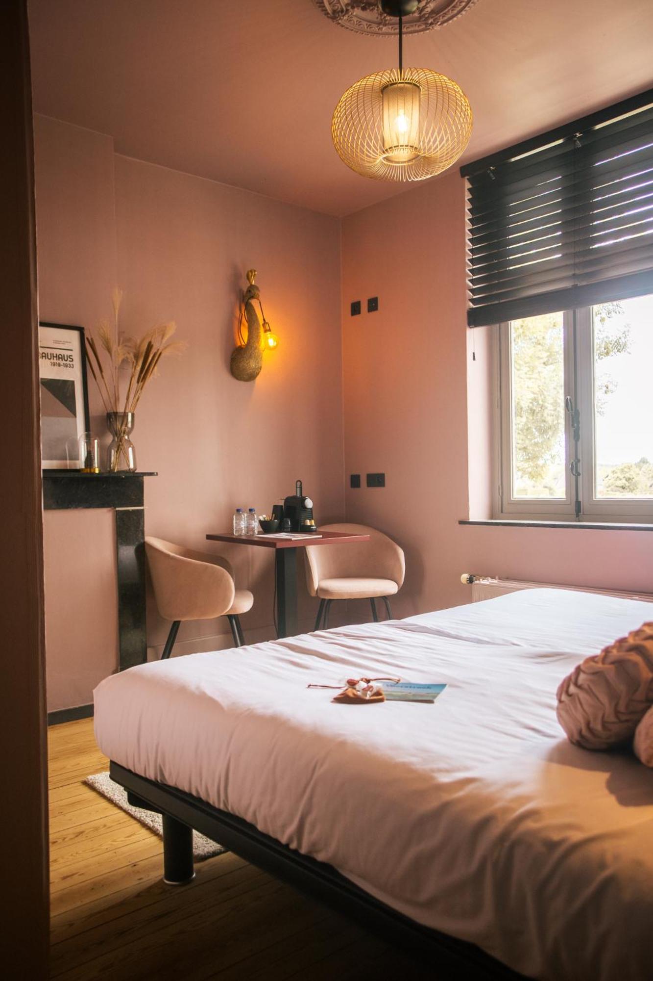 B&B Het Notarishuis - Authentiek Verblijf Nabij Maastricht Voeren Exterior foto
