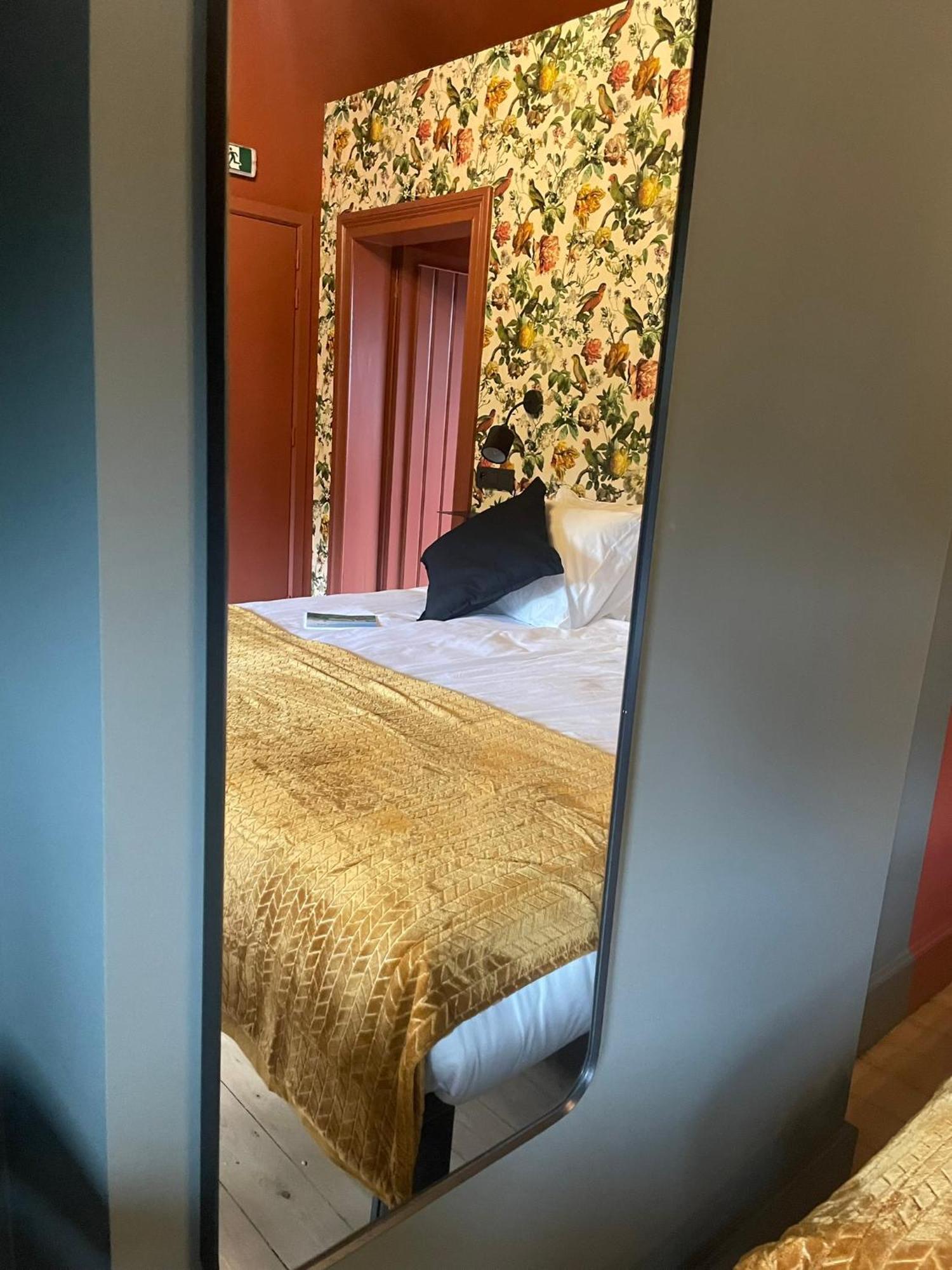 B&B Het Notarishuis - Authentiek Verblijf Nabij Maastricht Voeren Exterior foto